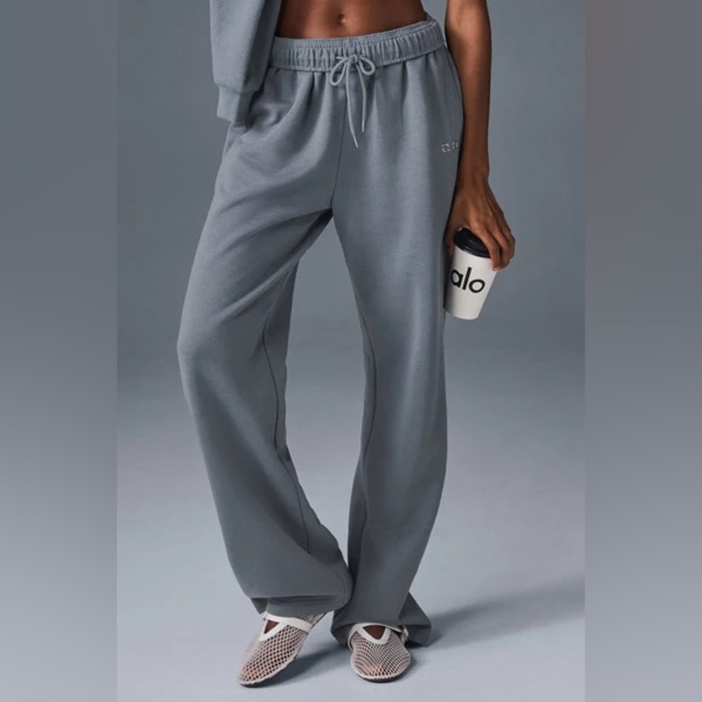 ALO Yoga Steel Grey Accolade Straight Leg Sweatpant